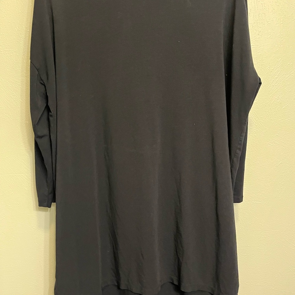 Garnet Hill Classic Black Basic Layered Travel Dr… - image 3